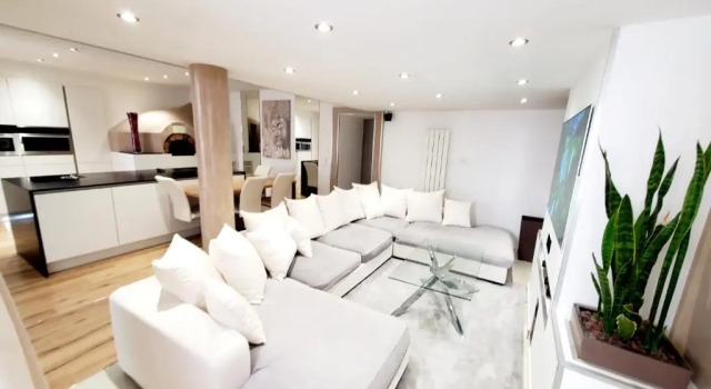 Appartement de standing en bord de lac