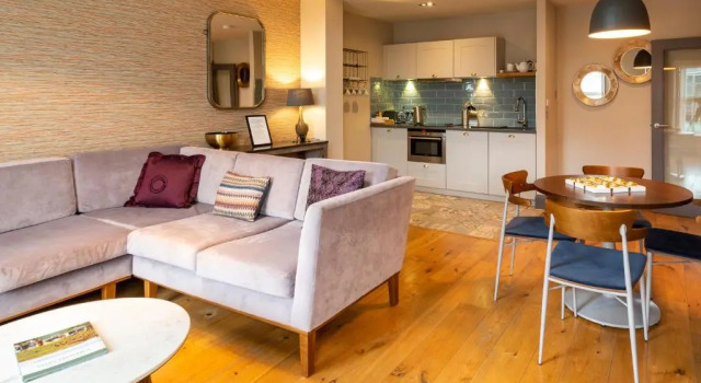 The Lawrance Luxury Aparthotel - Harrogate, Забронировать Апарт-отель Бизнес-отели Англии, 4* 5*