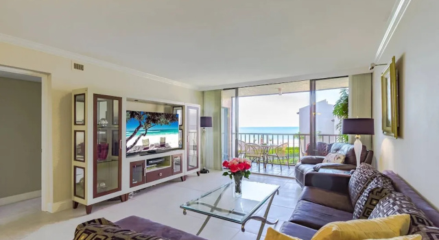 Номер Standard с балконом и с видом на океан Siesta Breakers With Ocean Views, 5th Floor