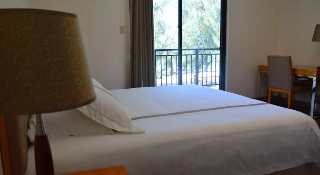 Номер Deluxe Saipan Beach Hotel