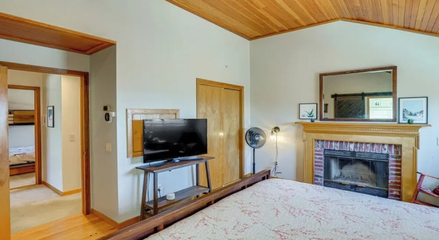 Коттедж Deck & Game Room: Family Wilmington Retreat