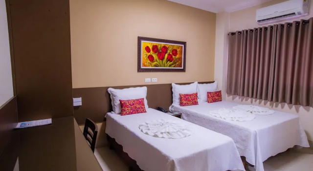 Трёхместный семейный номер Standard Caligio Hotel