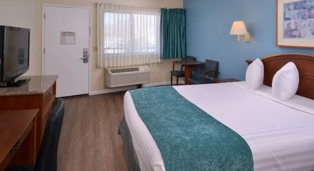 Двухместный номер Standard с видом на океан Edgewater Inn and Suites
