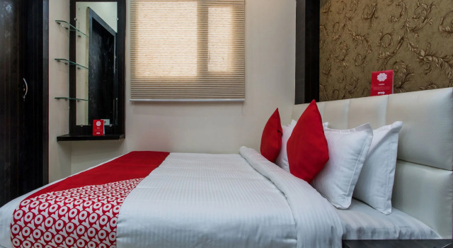 OYO 12128 Hotel Sajan Palace, Забронировать Отель Отели штата Махараштры 3 звезды, 3*
