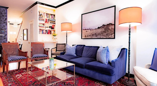 Heart Of Capitol Hill Row House Luxury & Location, Забронировать Отель Отели Вашингтона 3 звезды, рядом с Кэпитал-Саут, 3*