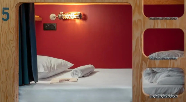Кровать в общем номере Eklo Hotels Toulouse Cartoucherie Zénith