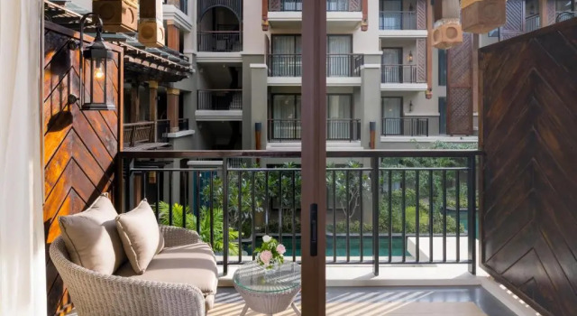 Двухместный номер Deluxe Beach Wing с видом на бассейн Отель Mercure Samui Chaweng Tana