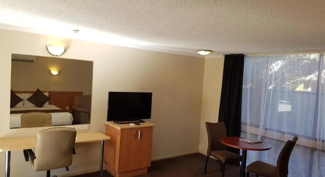 Номер Executive Best Western Chaffey Motor Inn
