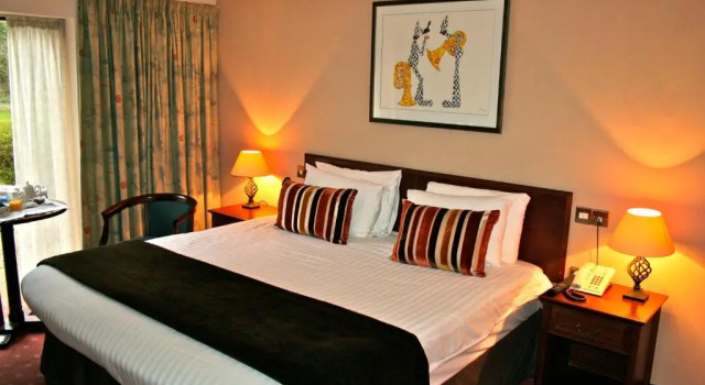 Номер Standard с красивым видом из окна Ellington Lodge at The Concorde