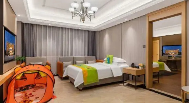 Семейный люкс Deluxe Shenzhen Chengtai Hotel