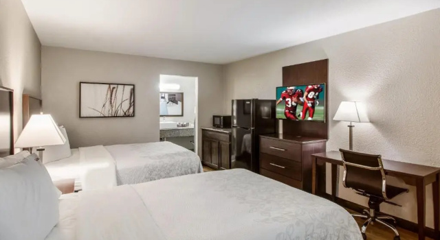 Четырёхместный номер Deluxe Red Roof Inn PLUS+ Dallas - Addison