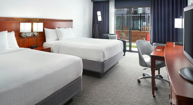 Courtyard by Marriott Raleigh Midtown, Забронировать Отель Отели и гостиницы Роль, рядом с Duke Raleigh Hospital, Отель