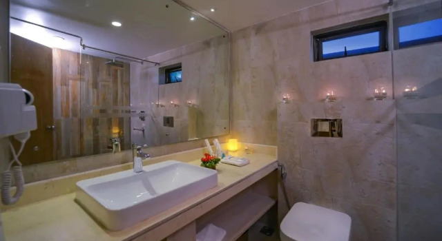 Одноместный люкс Hotel Barahi Pokhara