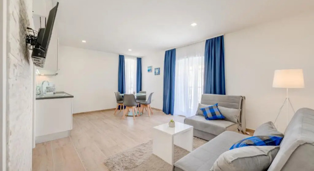 Апартаменты с балконом Apartments Villa Tudor