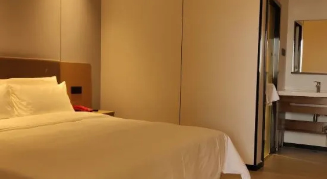 Люкс Golden Hilton Hotel