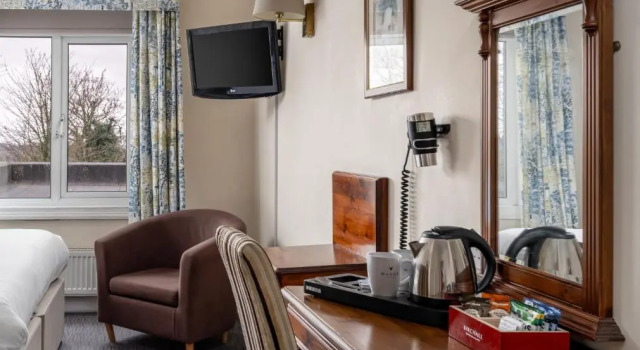 Номер Economy Reigate Manor Hotel