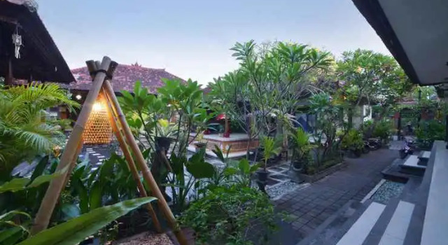 Santhi House Kuta