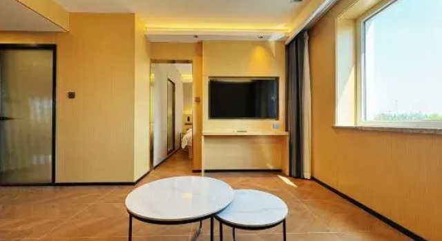 Люкс Yk Hotel