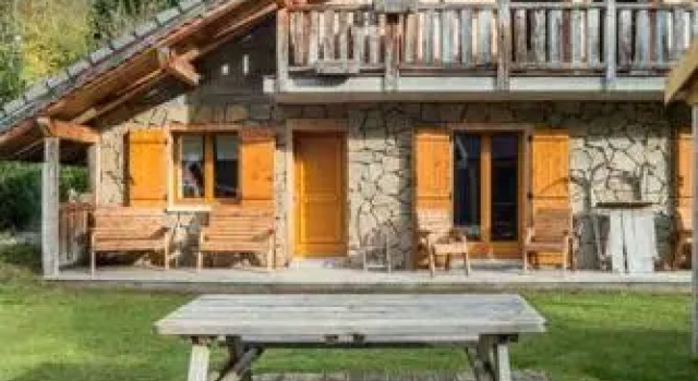 Mountain Voyages - Chalet Allechant, Забронировать Шале Виллы Овернь-Рона-Альпы, Вилла