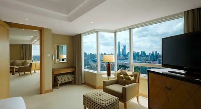 Двухместный люкс клубный Executive DoubleTree by Hilton Shanghai Pudong