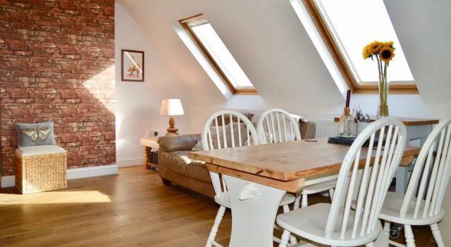 1 Bedroom Flat With Views of Bristol, Забронировать Отель Отели Бристоля с парковкой, рядом с Gloucestershire County Cricket Club, Парковка