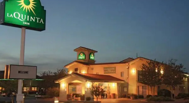Номер Deluxe La Quinta Inn by Wyndham Huntsville Research Park