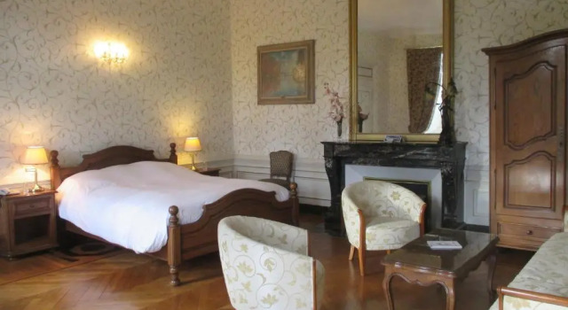 Номер Deluxe Château des Monthairons Hôtel Restaurant GastroMaison Spa privatif