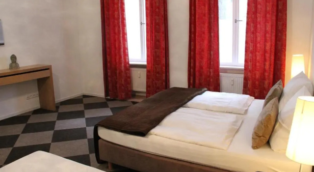 Трёхместный номер Standard Hotel Garni Kleist am Kurfürstendamm