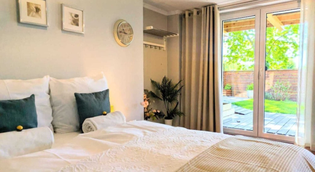 Comfortable apartment for 10 people with a private sauna, Kolobrzeg, Забронировать Апартаменты/квартира Отели Колобжега с парковкой, рядом с St. Mary's Basilica, Парковка