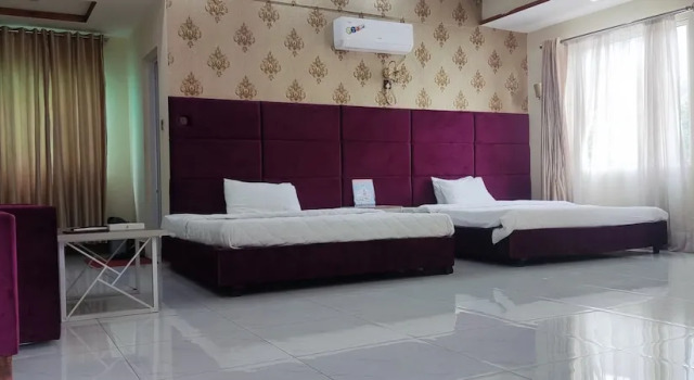 Hotel Pine Track HPT