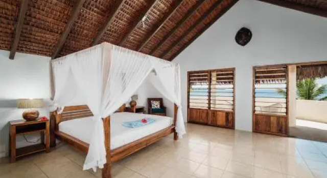 Waves At Surfside, Book Hotel Businesshoteller i Efate, 4* 5*