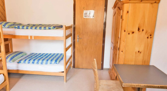 Albergo Ospizio Bernina, Book Hostel / Vandrerhjem Poschiavo 