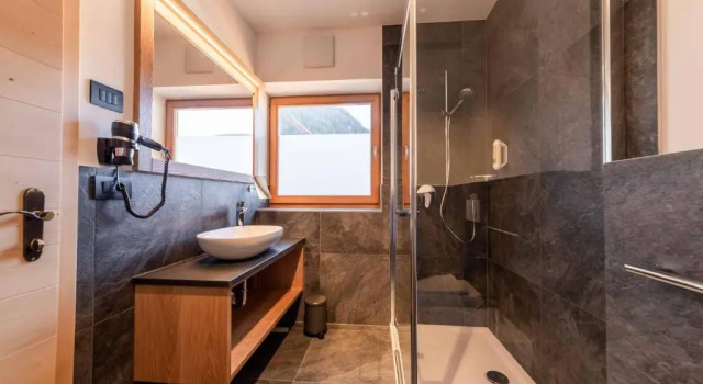 Двухместный номер Deluxe с балконом Garni Hotel Residence Diamant