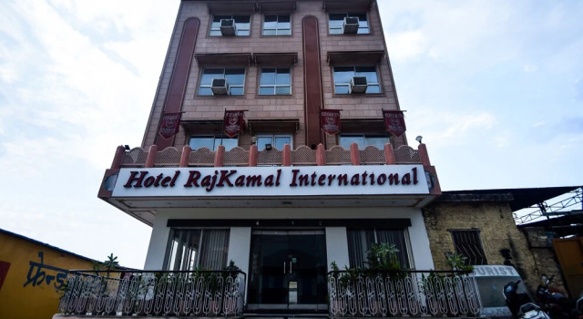 OYO 19937 Hotel Rajkamal International, Rezervovat Hotel Hotely v Rajasthan s parkováním, Parkování