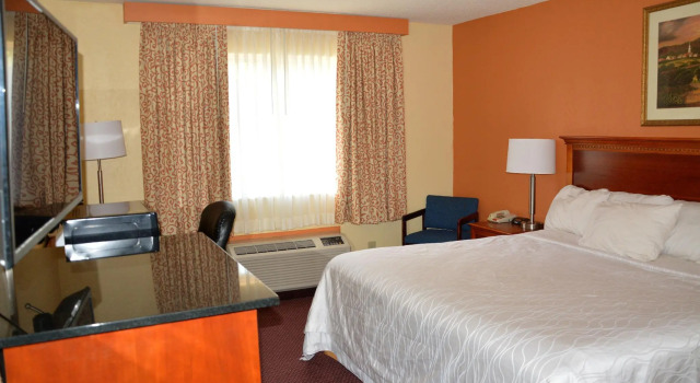 Двухместный номер Columbus Grand Hotel & Banquet Center