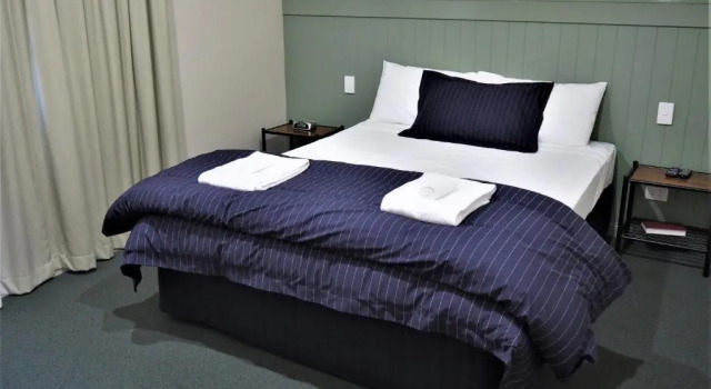 Номер Deluxe Pittsworth Motor Inn