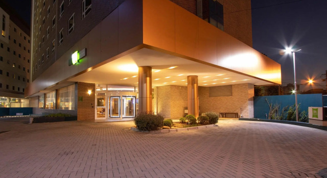 ibis Styles Curitiba Aeroporto, Забронировать Отель Агуас-Белас Сан-Жозе-дус-Пиньяйс