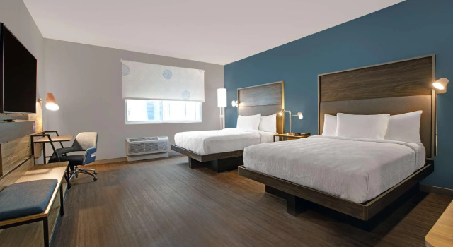 Четырёхместный номер Standard Tru By Hilton Milwaukee Downtown, WI