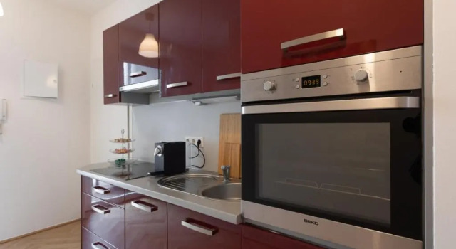 Апартаменты Next to city center and central station, Apt.8