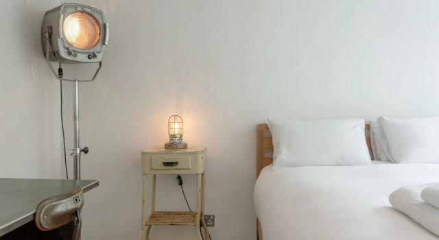 Modern 3 Bedroom In South West London