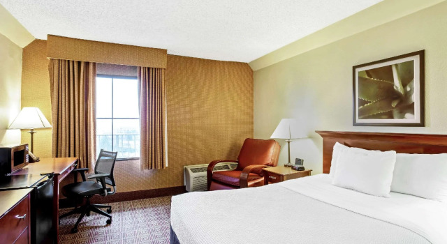 Двухместный люкс La Quinta by Wyndham Stamford / New York City