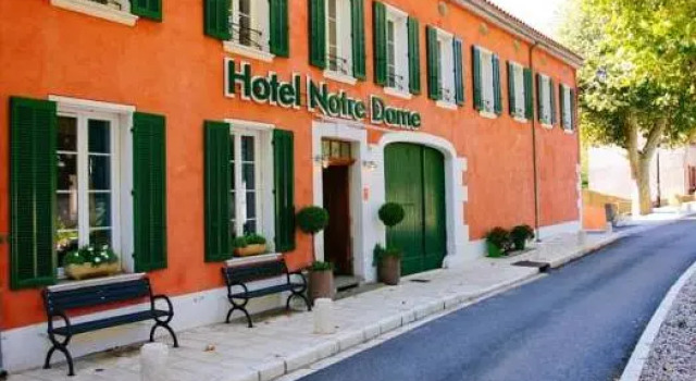 Номер Standard Hôtel Restaurant Notre Dame