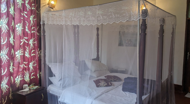 Cwmbale Eco-Tourist Lodge, Réserver Maison de vacances Villas à Bungokho, Villa
