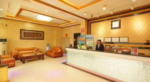 Kailai Hotel, Забронировать Отель Панью Гуанчжоу, рядом с Сафари-парк Чимелун в Гуанчжоу