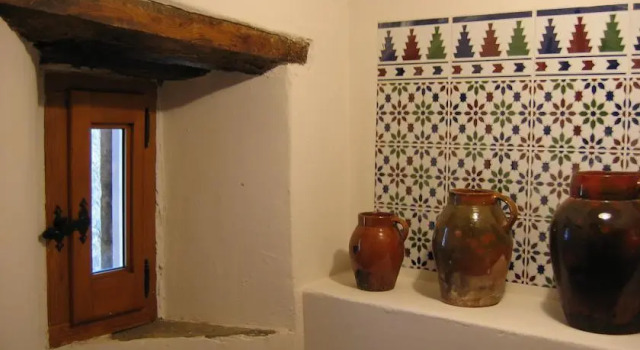 La Abadia, Book Hotel Hotels in Aragon with Parking, Parking