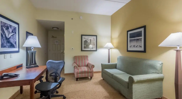 Люкс Country Inn & Suites by Radisson, Knoxville at Cedar Bluff, TN