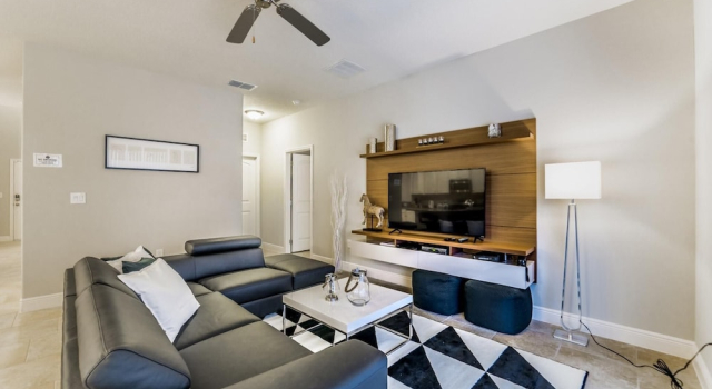 Oakbourne Avenue 5369, Забронировать Отель Отели Давенпорт с парковкой, Парковка