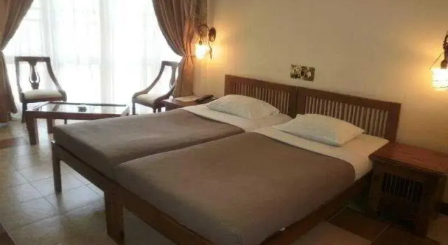 Двухместный номер Deluxe Senani Hotel