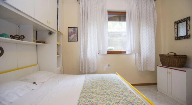 House With one Bedroom in Caronia, With Wonderful sea View, Shared Pool, Enclosed Garden, Book Vacation Home Hotels in Sicily with a Pool, Swimming Pool