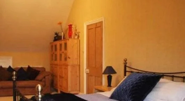 Salisbury House B & B
